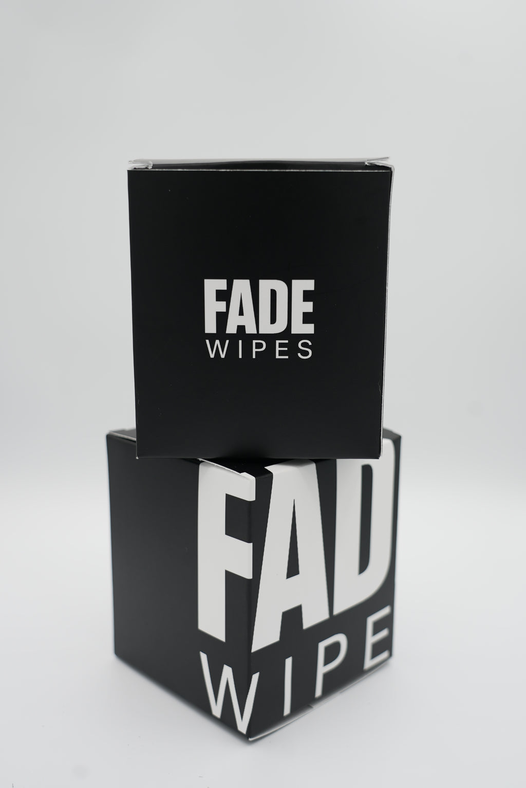 100 pack Aftershave Wipe